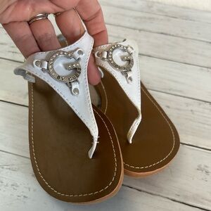 G by Guess Size 5 White and silver